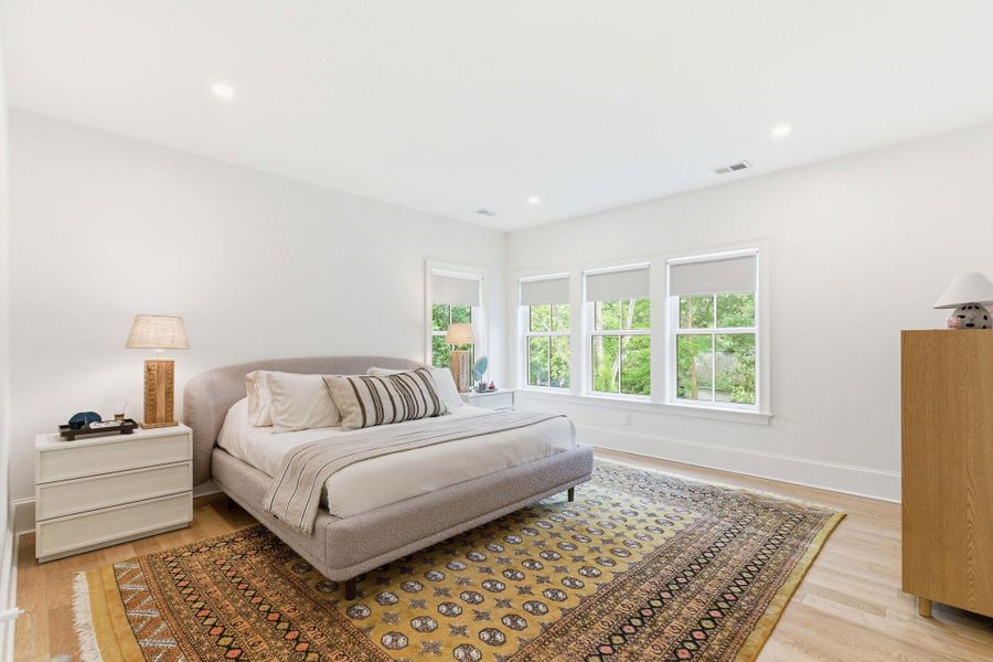 Furnished interior view inside a new home in , Charleston (Image 16).