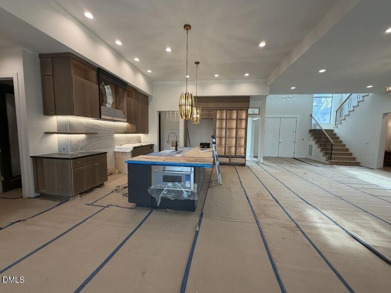 IMG_0028 (Medium) IMG_0028 (Medium)