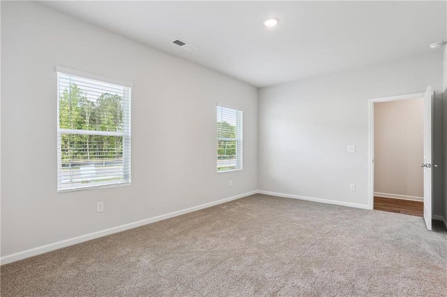 Spacious, unfurnished interior of a new home in Conner Springs, Social Circle (Image 36).