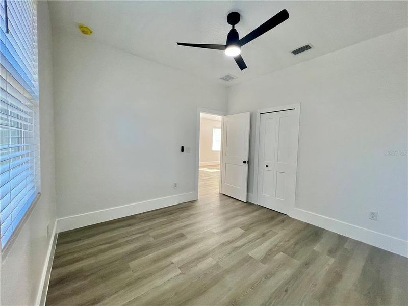 Spacious, unfurnished interior of a new home in , Tampa (Image 56).