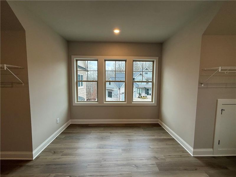 Spacious, unfurnished interior of a new home in , Jefferson (Image 48).