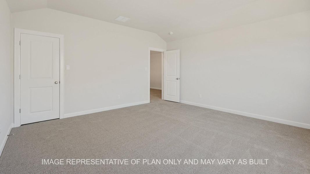 Spacious, unfurnished interior of a new home in Wellborn Settlement, College Station (Image 21).