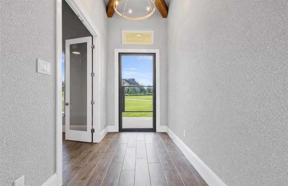 Spacious, unfurnished interior of a new home in , Weatherford (Image 33).