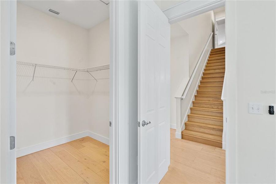 Spacious, unfurnished interior of a new home in , Sanford (Image 49).