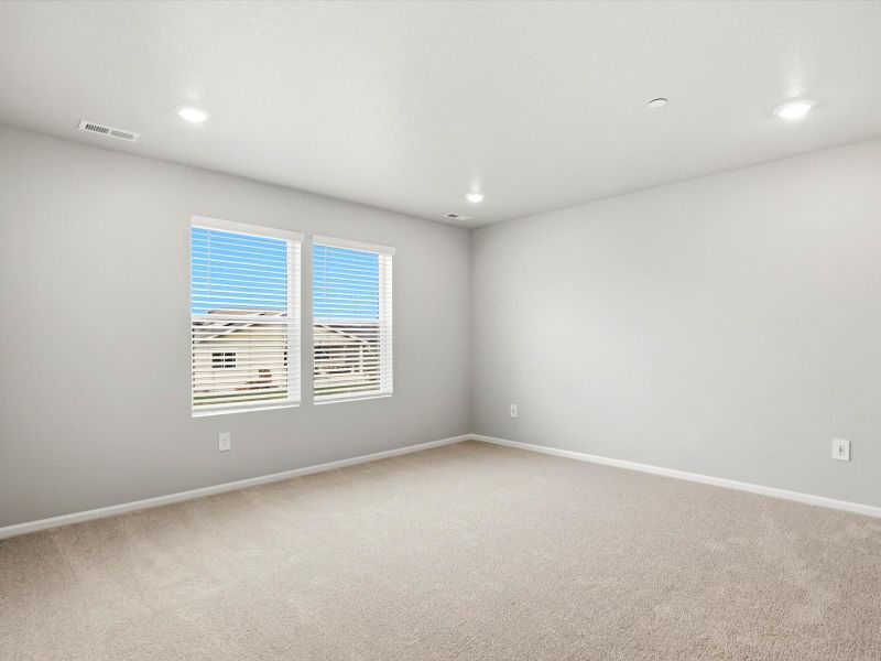 Spacious, unfurnished interior of a new home in Skyview at High Point, Aurora (Image 10). Spacious, unfurnished interior of a new home in Skyview at High Point, Aurora (Image 10).