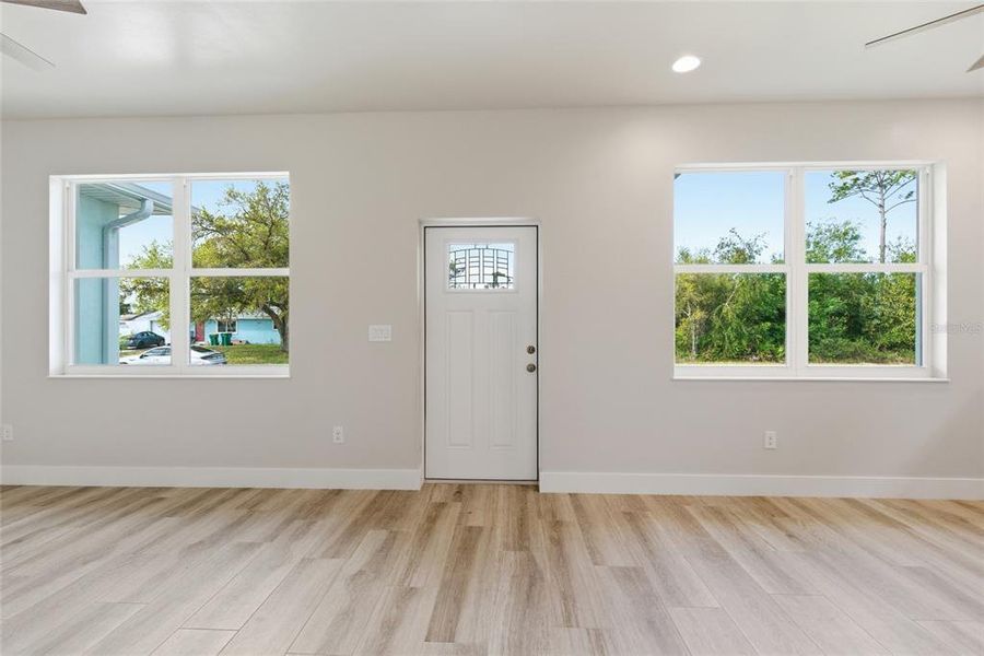 Spacious, unfurnished interior of a new home in , Punta Gorda (Image 16).