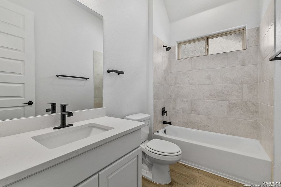 Furnished interior view inside a new home in Ventana, Bulverde (Image 10).