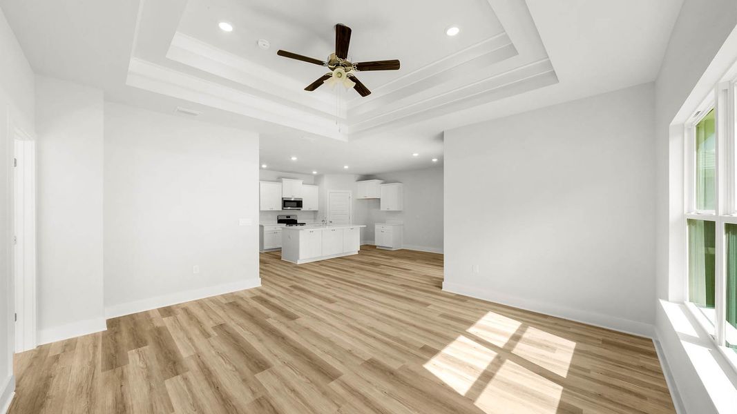 Spacious, unfurnished interior of a new home in Buffer Farms, Port Saint Joe (Image 21).