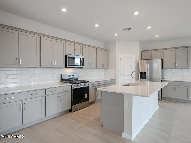 12_Rancho-Vista_New-Homes-for-Sale_Surpr