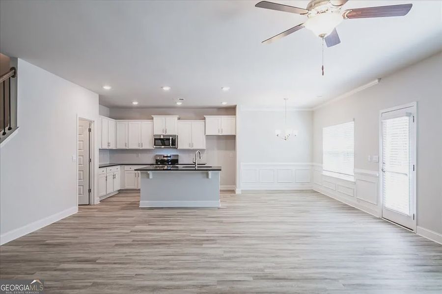 Spacious, unfurnished interior of a new home in Oakview Estates, Macon (Image 22). Spacious, unfurnished interior of a new home in Oakview Estates, Macon (Image 22).