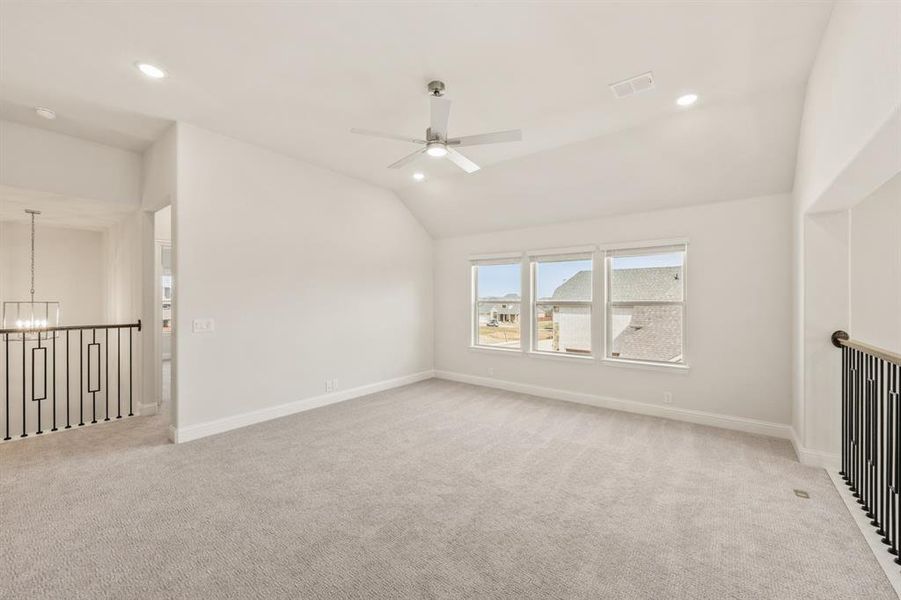 Spacious, unfurnished interior of a new home in Rockwood, Mansfield (Image 35).
