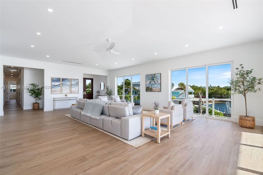 Furnished interior view inside a new home in , Key Largo (Image 46).