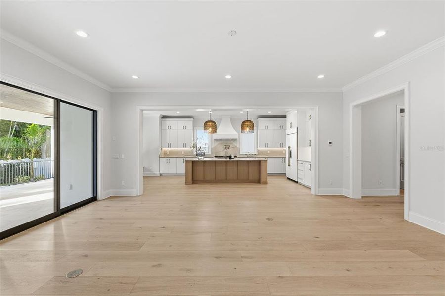 Spacious, unfurnished interior of a new home in , St. Petersburg (Image 93). Spacious, unfurnished interior of a new home in , St. Petersburg (Image 93).