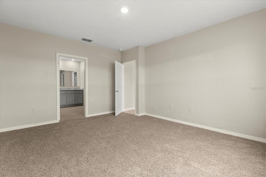 Spacious, unfurnished interior of a new home in , Mount Dora (Image 35). Spacious, unfurnished interior of a new home in , Mount Dora (Image 35).