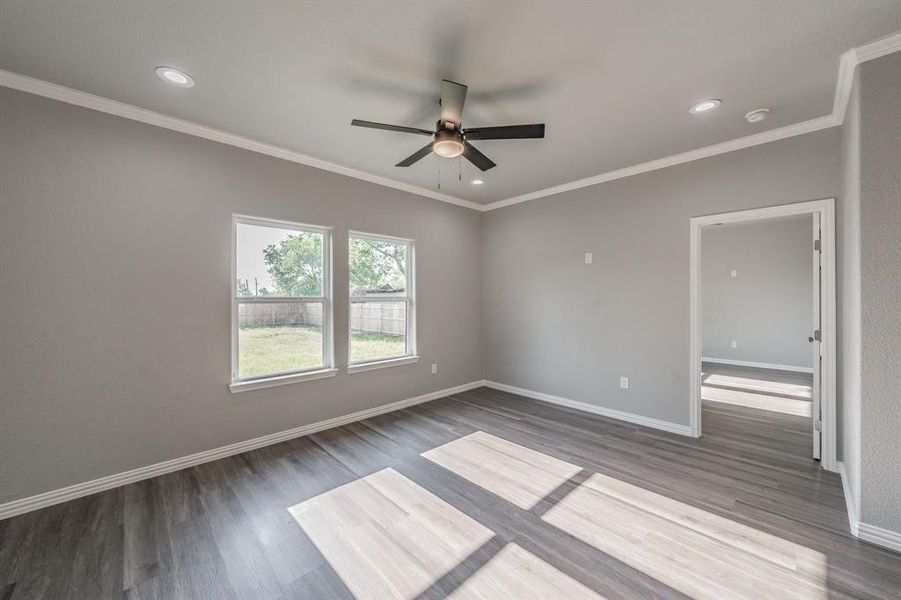Spacious, unfurnished interior of a new home in , Fort Worth (Image 18).