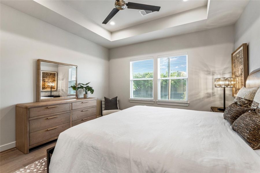 Furnished interior view inside a new home in Willowbend Point, Houston (Image 7).