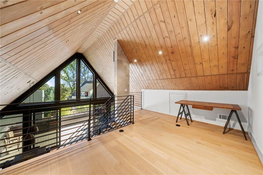 Image 111 of a home in .