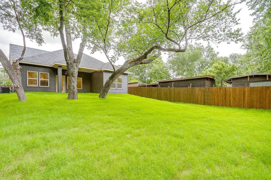 Exterior details and patio area of a home in , Fort Worth (Image 23). Exterior details and patio area of a home in , Fort Worth (Image 23).
