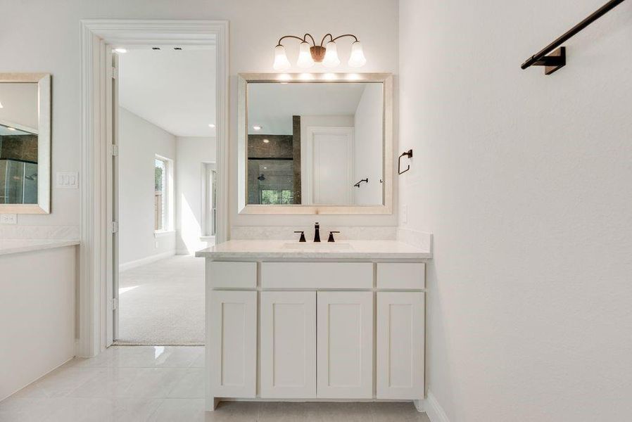 Furnished interior view inside a new home in Heritage Ridge Estates, Plano (Image 7).