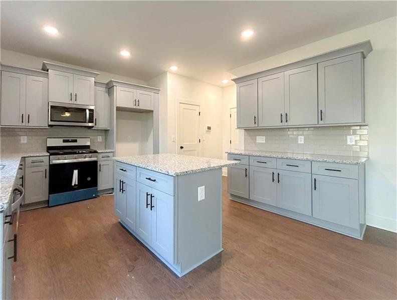 Furnished interior view inside a new home in , Cartersville (Image 12).