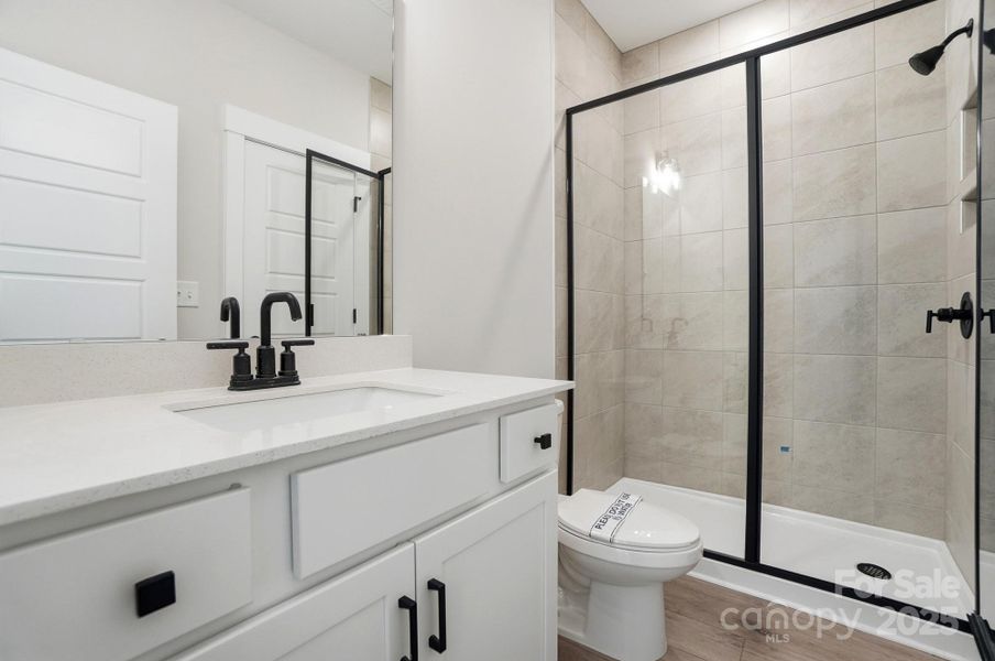 Furnished interior view inside a new home in Robinson Oaks, Gastonia (Image 14).