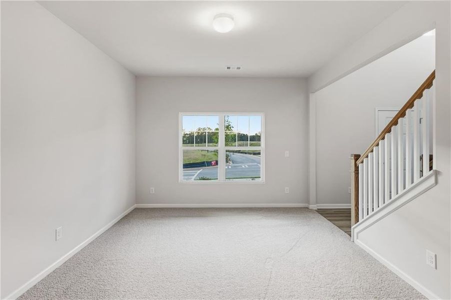 Spacious, unfurnished interior of a new home in , Jefferson (Image 13).