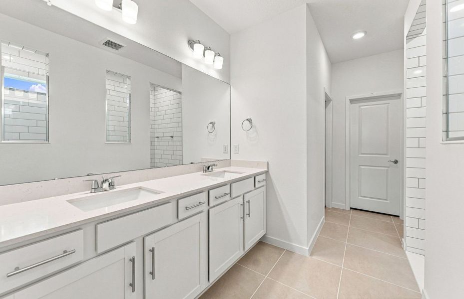 Furnished interior view inside a new home in Vida's Way, Wesley Chapel (Image 10).