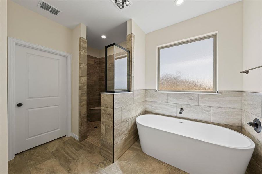 PIC IS NOT OF ACTUAL HOME. PICS TO SHOW STYLE ONLY