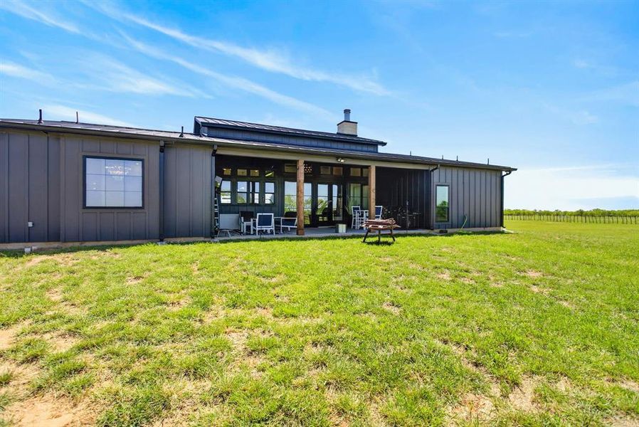 Exterior details and patio area of a home in , Jacksboro (Image 24).