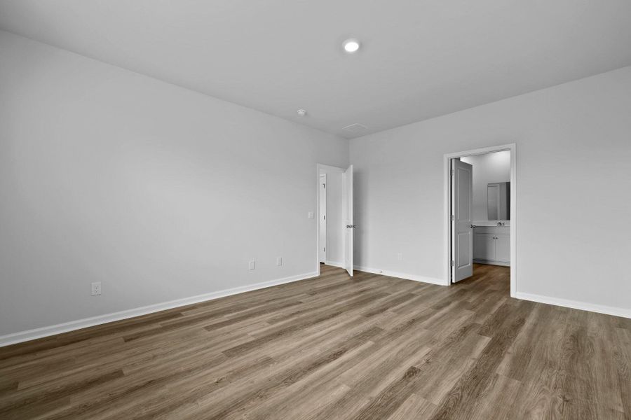 Spacious, unfurnished interior of a new home in The Cove at Mallard Crossing, Summerville (Image 33). Spacious, unfurnished interior of a new home in The Cove at Mallard Crossing, Summerville (Image 33).