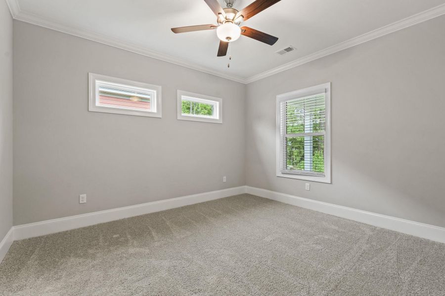 Spacious, unfurnished interior of a new home in White Oak Estates, Conway (Image 31).