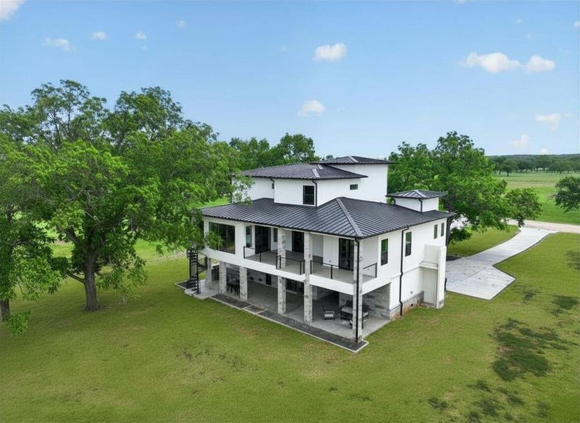 Image 37 of a home in .