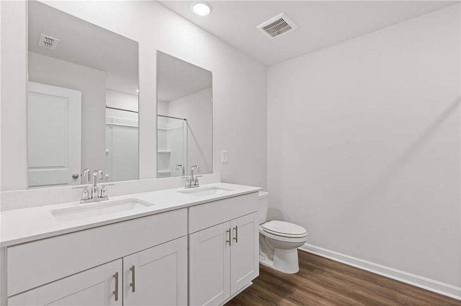 Furnished interior view inside a new home in , Braselton (Image 5).