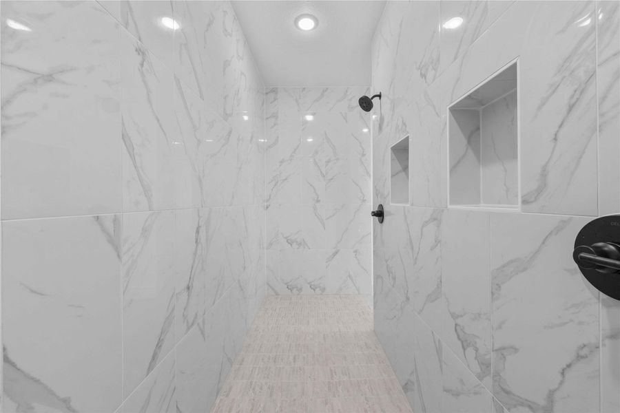 Please Note: These interior photos are not of the actual home but are of a completed one with a similar floor plan. Finishes, features, and layouts may vary. Please Note: These interior photos are not of the actual home but are of a completed one with a similar floor plan. Finishes, features, and layouts may vary.