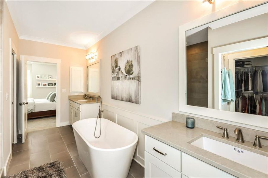 Furnished interior view inside a new home in , Woodstock (Image 6).