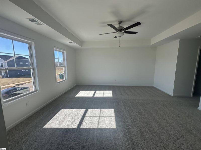 Spacious, unfurnished interior of a new home in Shiloh Trail, Wellford (Image 28).