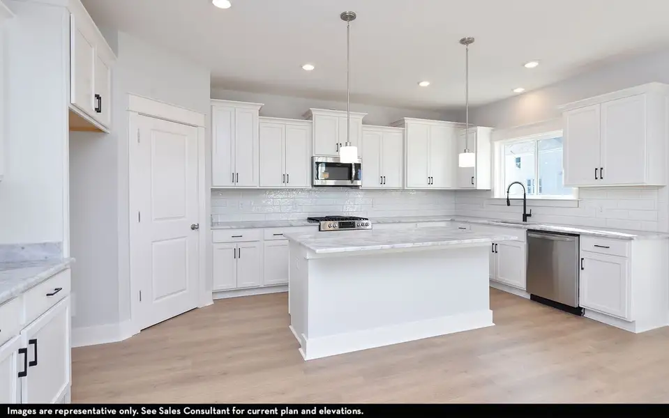 Furnished interior view inside a new home in McCain's Station, Gallatin (Image 5).