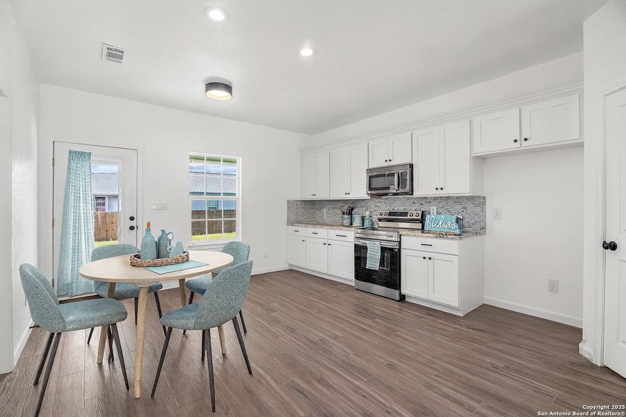 Furnished interior view inside a new home in , Canyon Lake (Image 7). Furnished interior view inside a new home in , Canyon Lake (Image 7).