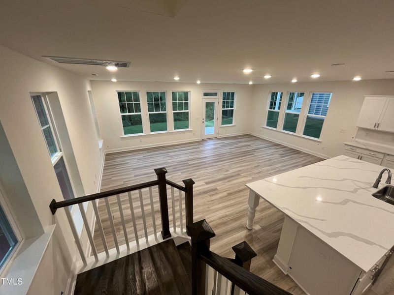 Dining/Family area w/lots of windows