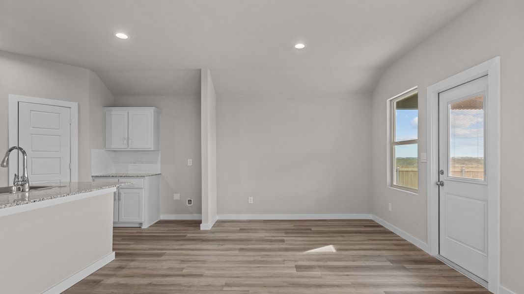 Image 10 representing the TEXAS CALI by D.R. Horton in Homestead at Parks Bell Ranch, Odessa, TX.