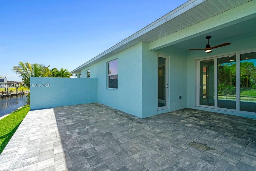 Exterior details and patio area of a home in , Cape Coral (Image 31).