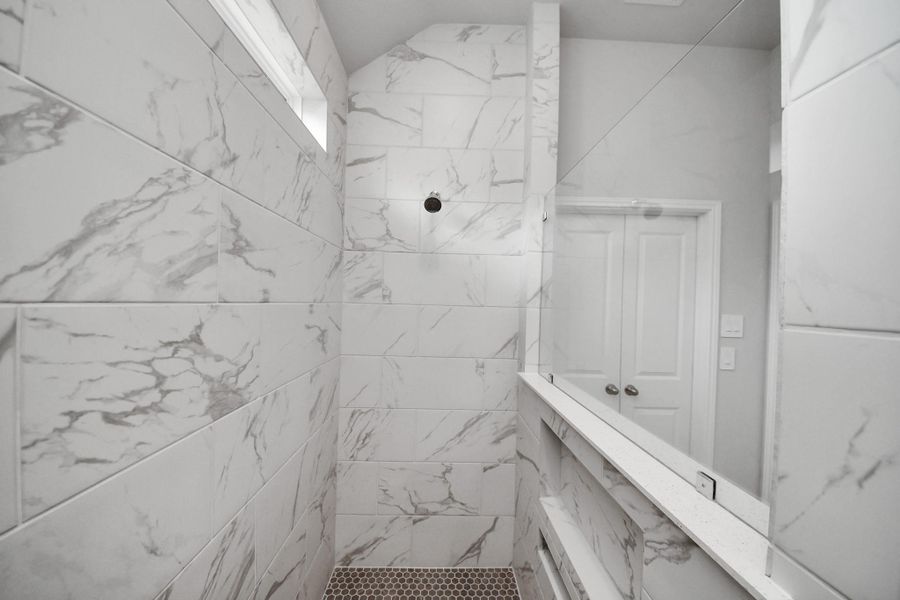 Image 28 of a home in Bridgeland: Signature Collection.