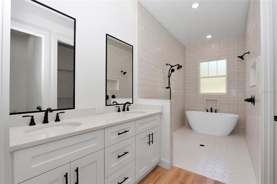 Furnished interior view inside a new home in , Dunnellon (Image 8).