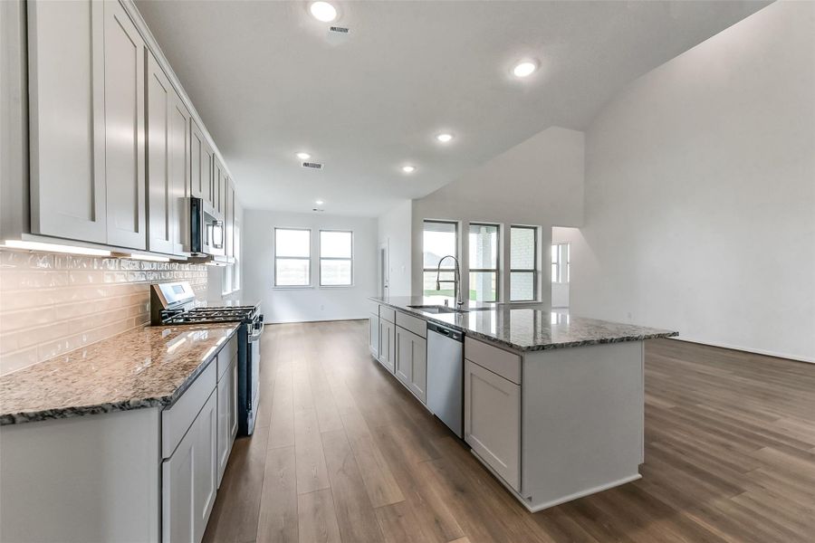 Furnished interior view inside a new home in River Ranch Meadows, Dayton (Image 11).