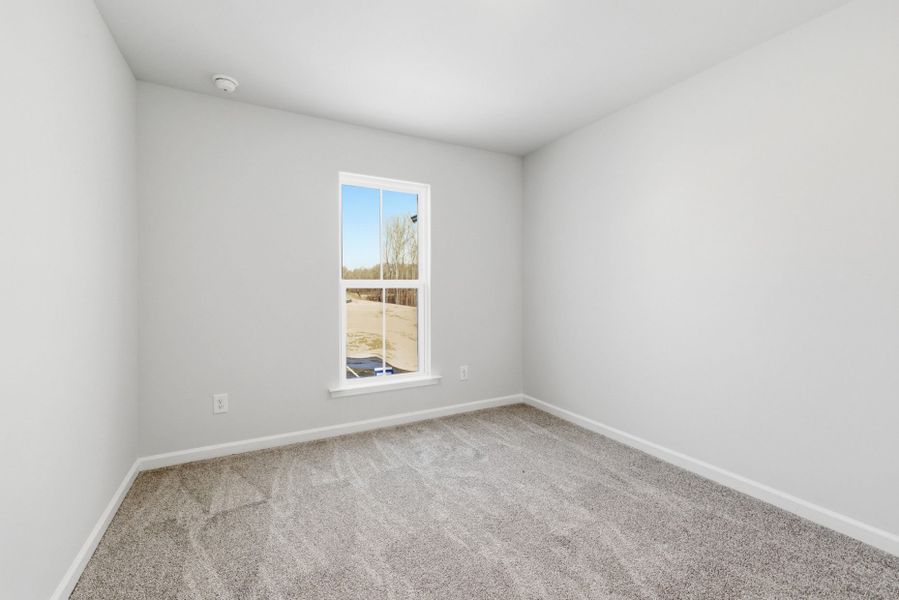 Spacious, unfurnished interior of a new home in Flemingfield, Greensboro (Image 21).