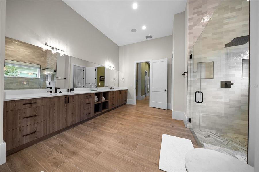 Furnished interior view inside a new home in , Ocala (Image 67). Furnished interior view inside a new home in , Ocala (Image 67).