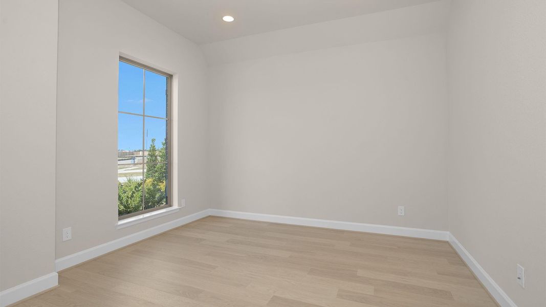 Spacious, unfurnished interior of a new home in Valencia 50', Manvel (Image 10). Spacious, unfurnished interior of a new home in Valencia 50', Manvel (Image 10).