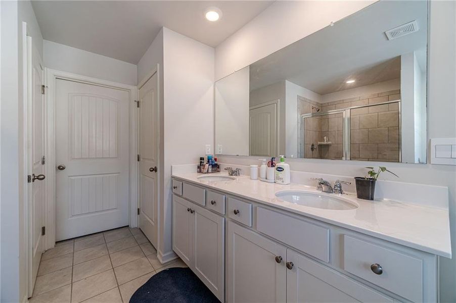 Furnished interior view inside a new home in , Buford (Image 33). Furnished interior view inside a new home in , Buford (Image 33).