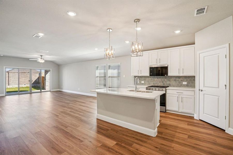 Photo is not of the actual home, but is an inspirational photo of builder’s model home and may depict options, furnishings, and/or decorator features that are not included.