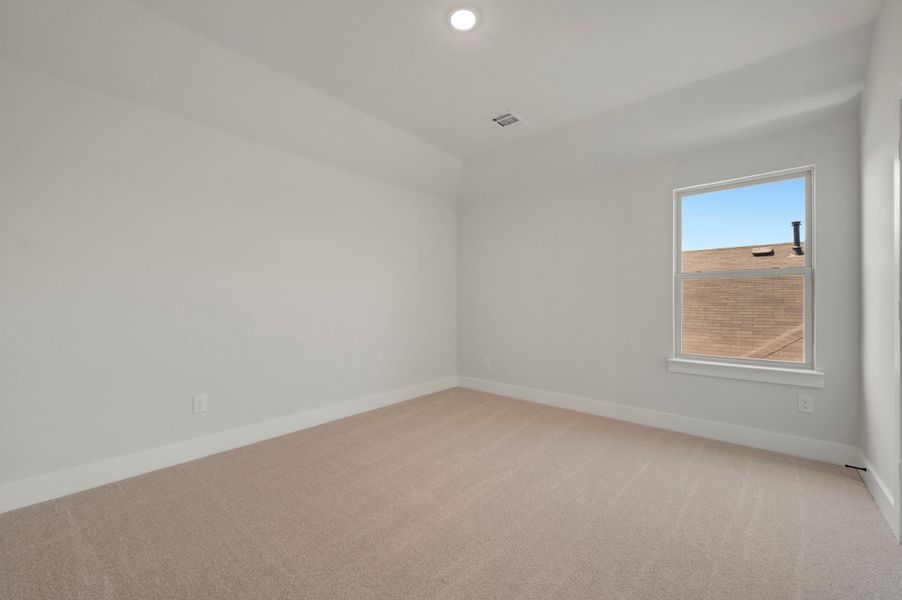 Spacious, unfurnished interior of a new home in The Meadows, Denton (Image 26).